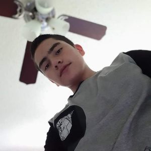 Meet your Posher, Edgardo